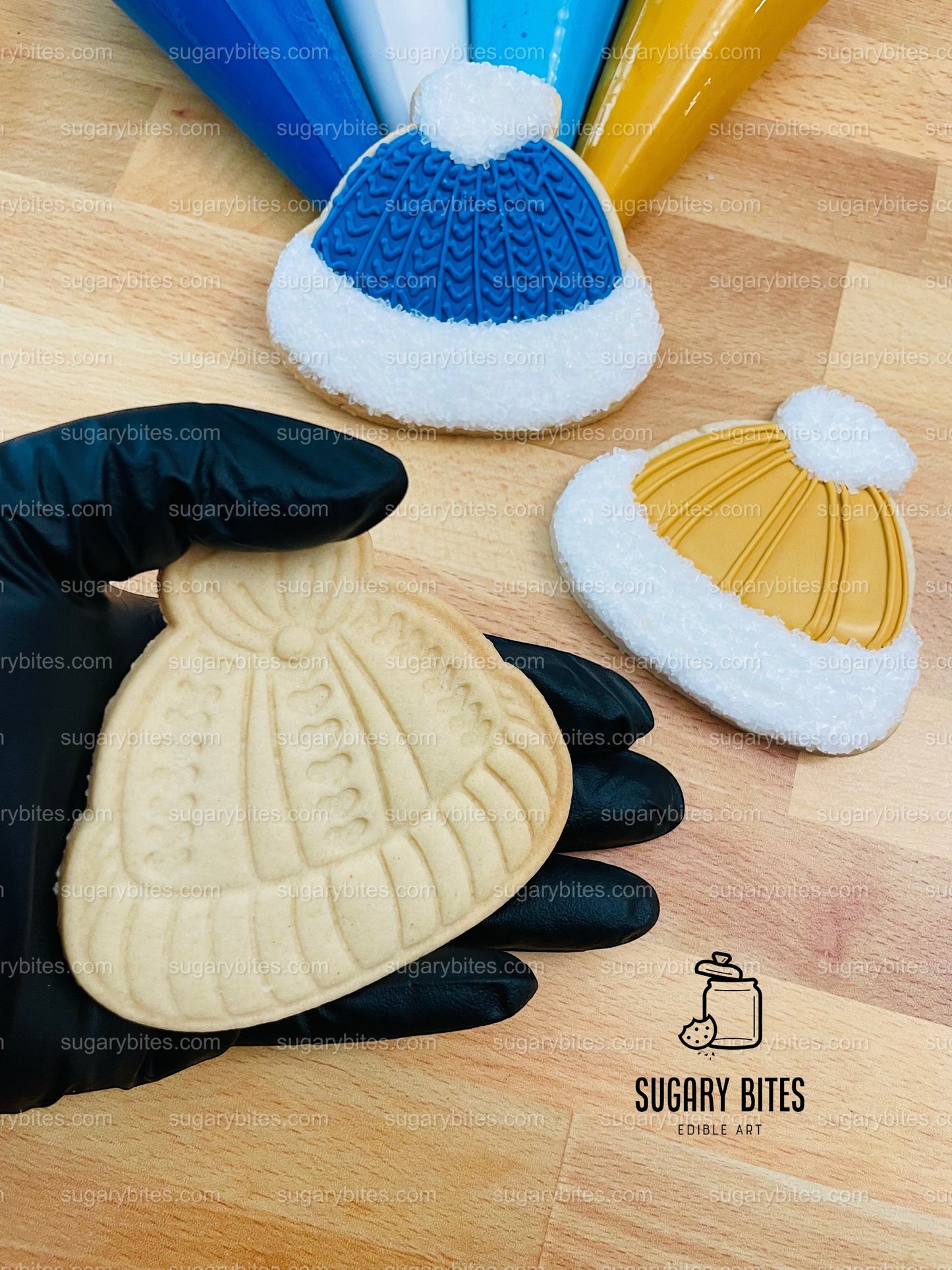 Winter Cookie Decorating Kit, Winter DIY Cookie Kit, (Large Cookies) ***INCLUDES 24 ITEMS*** With 4 Icing Bags & 3 Deluxe Sprinkle!!