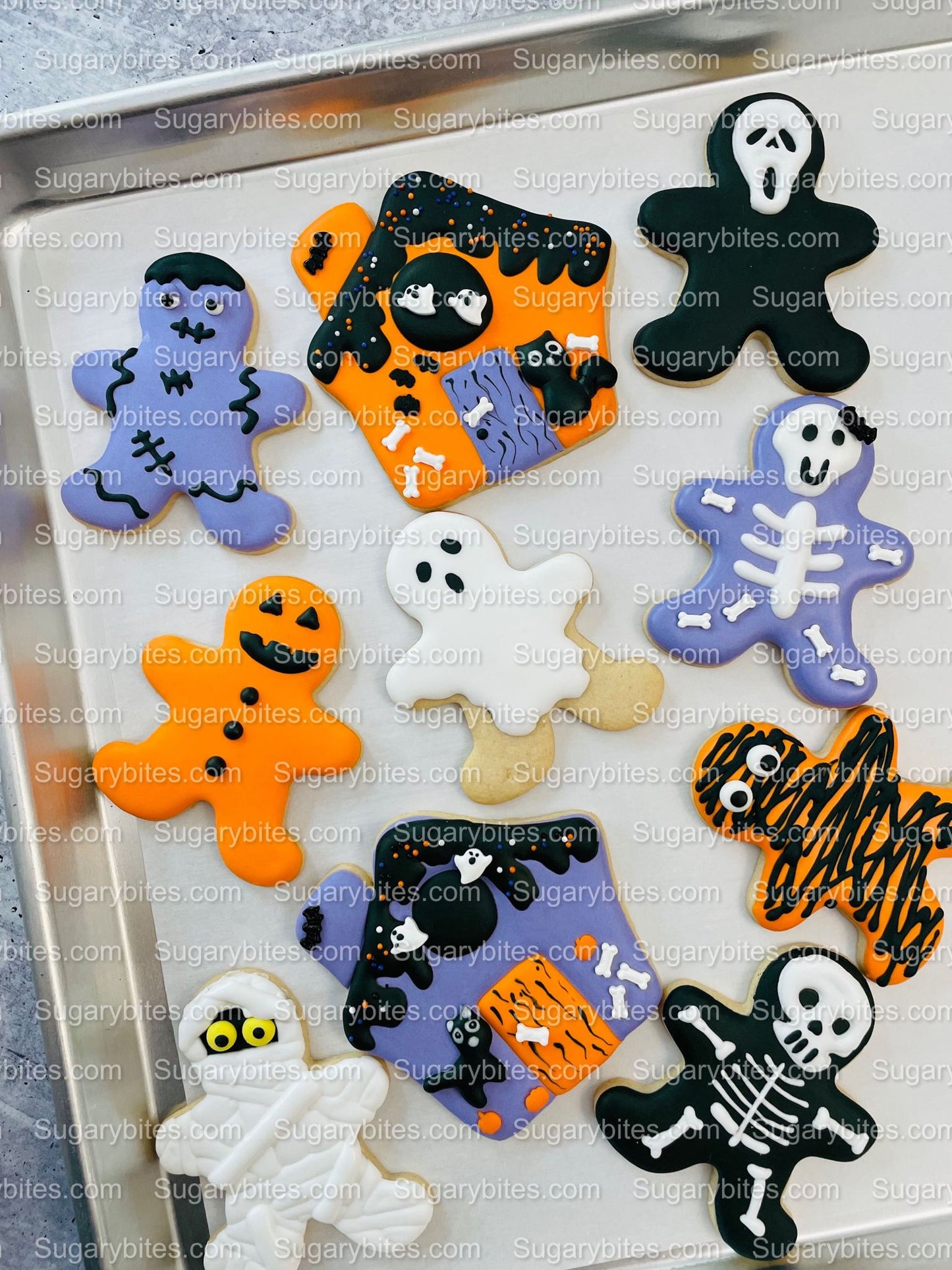 Halloween Cookie Decorating Kit, Halloween DIY Cookie Kit, (Large Cookies) ***INCLUDES 24 ITEMS*** With 4 Icing Bags & 3 Deluxe Sprinkle!