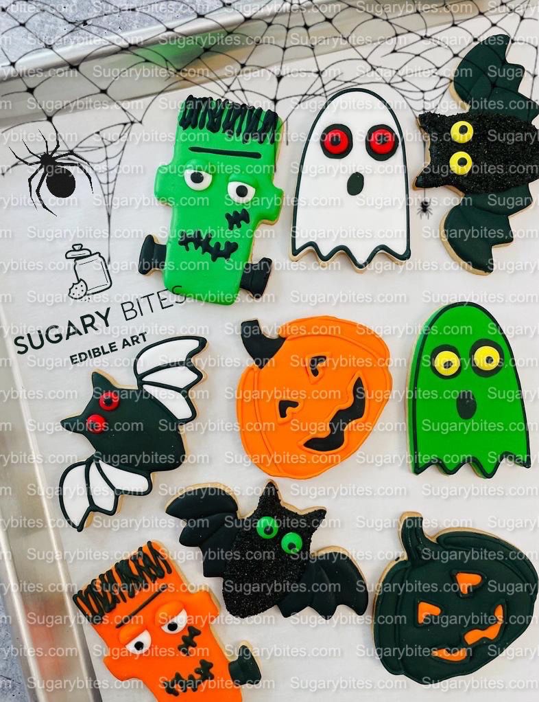 Halloween Cookie Decorating Kit, DIY Cookie Kit, (Large Cookies) ***INCLUDES 24 ITEMS*** With 4 Icing Bags & 3 Deluxe Sprinkle!
