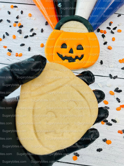 Halloween Cookie Decorating Kit, DIY Cookie Kit, (Large Cookies) ***INCLUDES 24 ITEMS*** With 4 Icing Bags & 3 Deluxe Sprinkle!