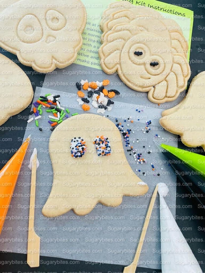 Halloween Cookie Decorating Kit, DIY Cookie Kit, (Large Cookies) ***INCLUDES 24 ITEMS*** With 4 Icing Bags & 3 Deluxe Sprinkle!