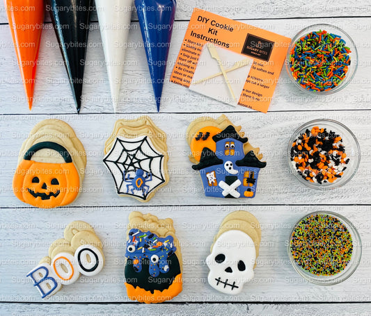 Halloween Cookie Decorating Kit, DIY Cookie Kit, (Large Cookies) ***INCLUDES 24 ITEMS*** With 4 Icing Bags & 3 Deluxe Sprinkle!