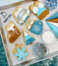 Load image into Gallery viewer, Winter Cookie Decorating Kit, Winter DIY Cookie Kit, (Large Cookies) ***INCLUDES 24 ITEMS*** With 4 Icing Bags &amp; 3 Deluxe Sprinkle!!
