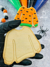 Load image into Gallery viewer, Spooky Sweater Cookie Decorating Kit, Halloween Ugly Sweaters, (Large Cookies)***INCLUDES 24 ITEMS** With 4 Icing Bags &amp; 3 Deluxe Sprinkle!
