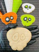 Load image into Gallery viewer, Halloween Cookie Decorating Kit, DIY Cookie Kit, (Large Cookies) ***INCLUDES 24 ITEMS*** With 4 Icing Bags &amp; 3 Deluxe Sprinkle!

