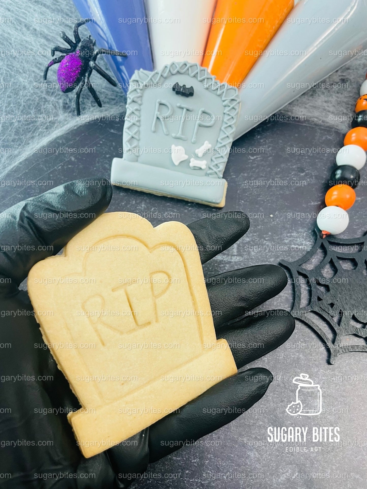 Halloween Cookie Decorating Kit, DIY Cookie Kit, (Large Cookies) ***INCLUDES 24 ITEMS*** With 4 Icing Bags & 3 Deluxe Sprinkle!!