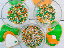 Load image into Gallery viewer, St Patricks Day Cookie Decorating Kit St. Patrick’s Day DIY Cookie Kit, **INCLUDES 23 ITEMS** (Large Cookies), Included Deluxe Sprinkles
