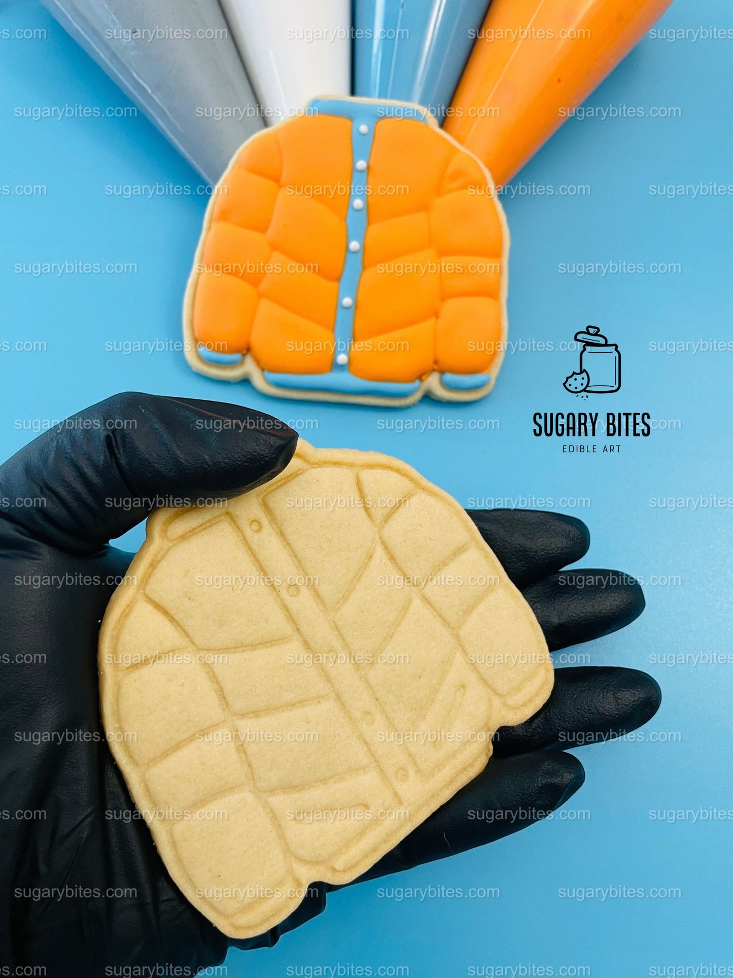 Winter Cookie Decorating Kit, Winter DIY Cookie Kit, (Large Cookies) ***INCLUDES 24 ITEMS*** With 4 Icing Bags & 3 Deluxe Sprinkle!!