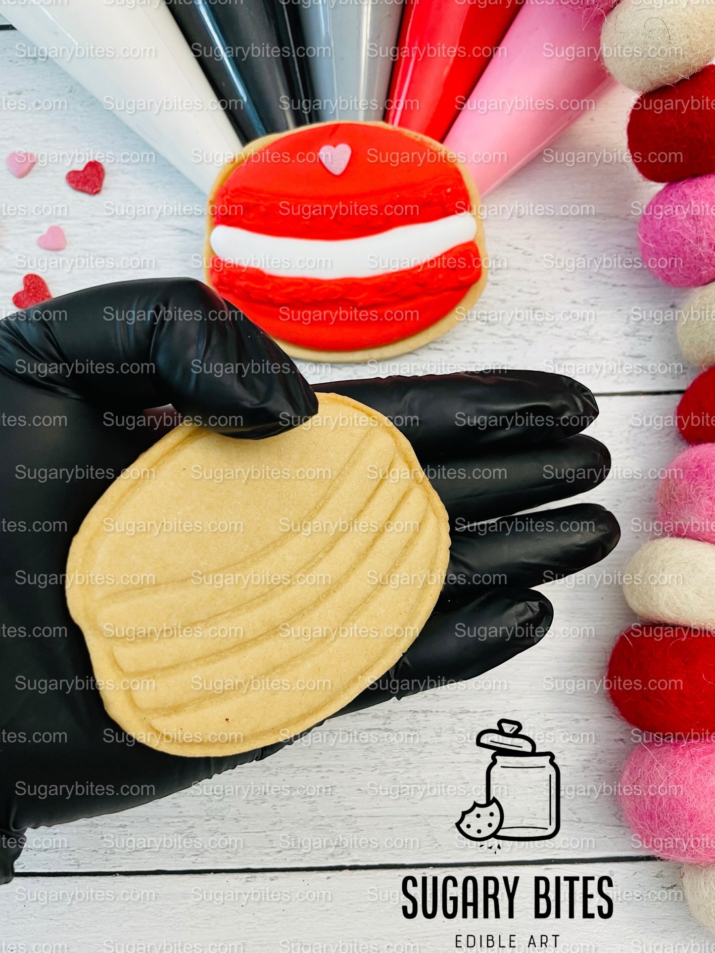 Valentines Cookie Decorating Kit, DIY Cookie Kit, **INCLUDES 25 ITEMS** (Large Cookies), Deluxe Sprinkles Included & 5 Icing Bags!!