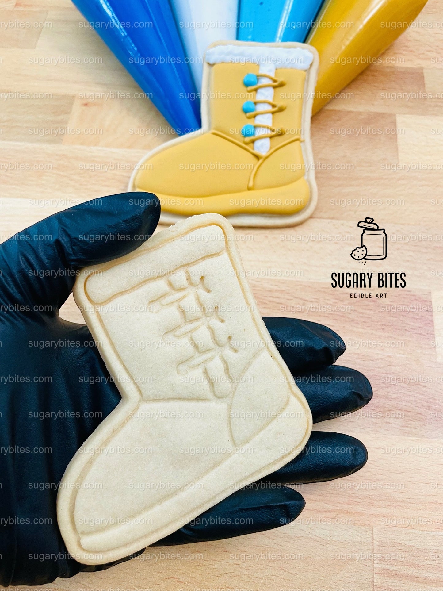 Winter Cookie Decorating Kit, Winter DIY Cookie Kit, (Large Cookies) ***INCLUDES 24 ITEMS*** With 4 Icing Bags & 3 Deluxe Sprinkle!!