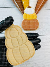 Load image into Gallery viewer, Fall Cookie Decorating Kit, Fall DIY Cookie Kit, (Large Cookies) ***INCLUDES 24 ITEMS*** With 4 Icing Bags &amp; 3 Deluxe Sprinkle!!
