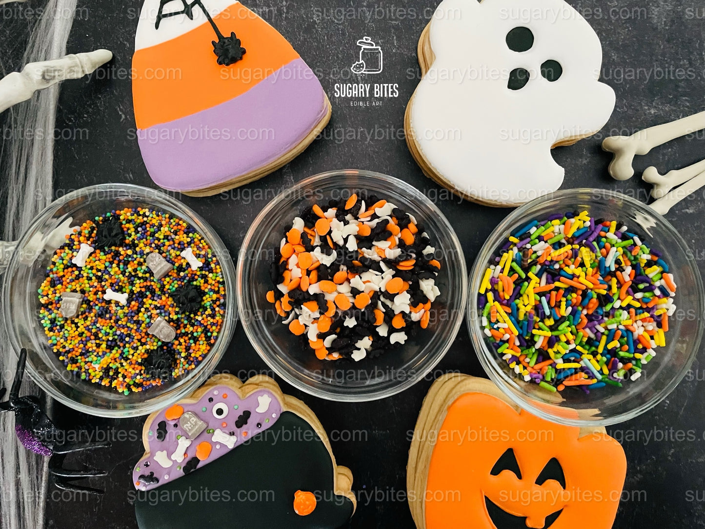 Halloween Cookie Decorating Kit, DIY Cookie Kit, (Large Cookies) ***INCLUDES 24 ITEMS*** With 4 Icing Bags & 3 Deluxe Sprinkles!!!