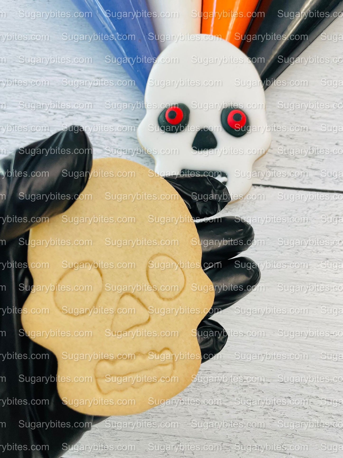 Halloween Cookie Decorating Kit, DIY Cookie Kit, (Large Cookies) ***INCLUDES 24 ITEMS*** With 4 Icing Bags & 3 Deluxe Sprinkle!