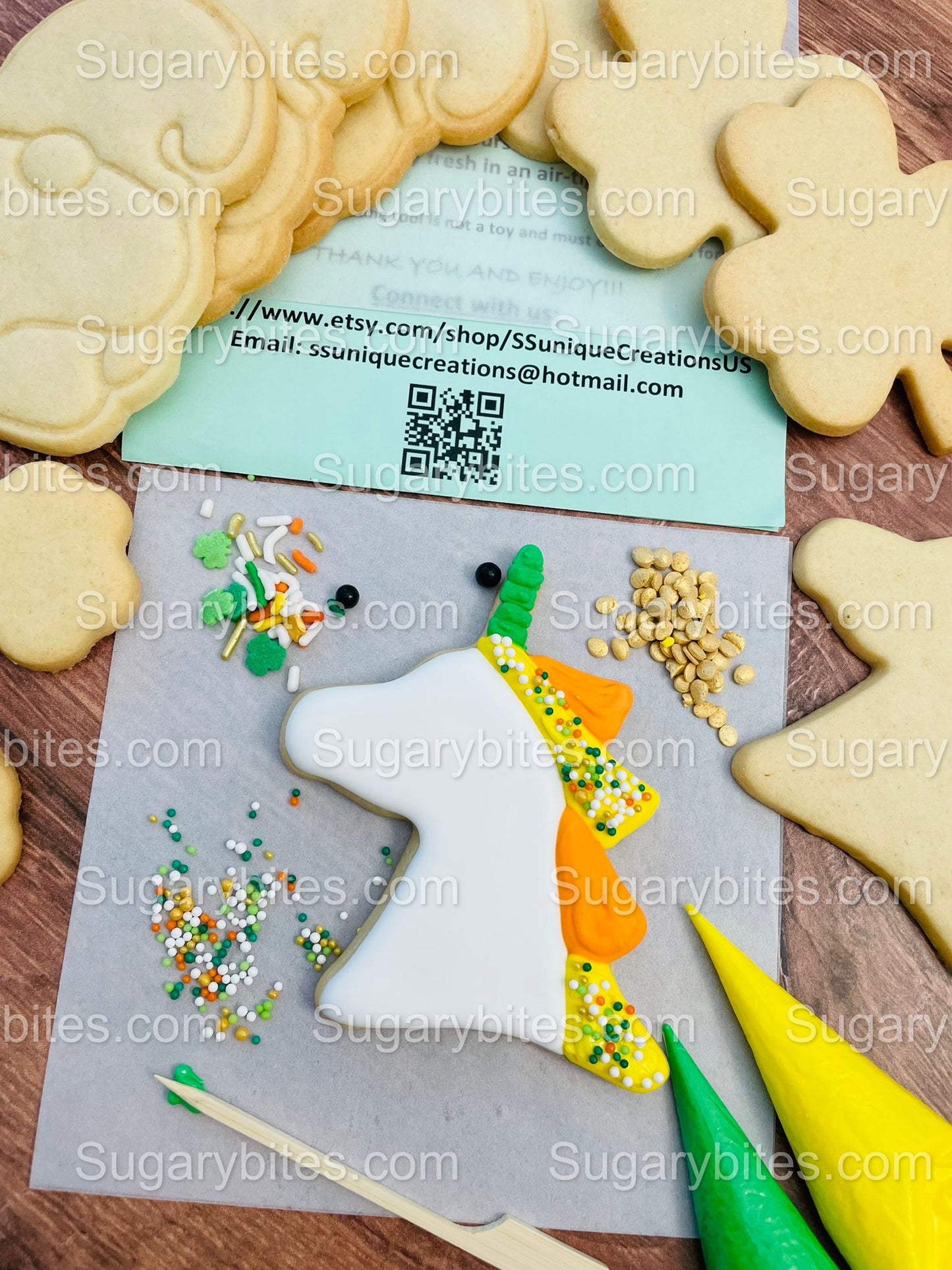 St Patrick’s Day Cookie Decorating Kit, St. Patrick’s Day DIY Cookie Kit, **INCLUDES 25 ITEMS** (Large Cookies), Included Deluxe Sprinkles