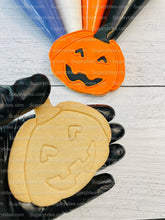 Load image into Gallery viewer, Halloween Cookie Decorating Kit, DIY Cookie Kit, (Large Cookies) ***INCLUDES 24 ITEMS*** With 4 Icing Bags &amp; 3 Deluxe Sprinkle!
