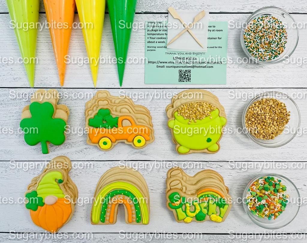 St Patrick’s Day Cookie Decorating Kit, St. Patrick’s Day DIY Cookie Kit, **INCLUDES 24 ITEMS** (Large Cookies), Included Deluxe Sprinkles