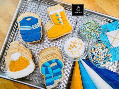 Winter Cookie Decorating Kit, Winter DIY Cookie Kit, (Large Cookies) ***INCLUDES 24 ITEMS*** With 4 Icing Bags & 3 Deluxe Sprinkle!!