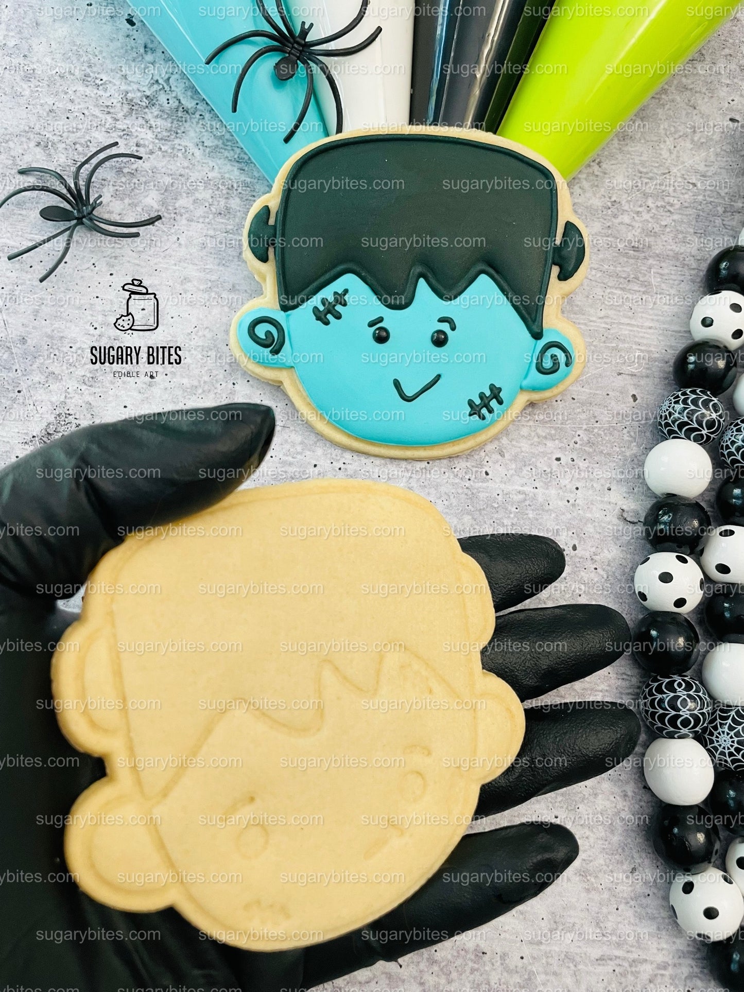 Halloween Cookie Decorating Kit, DIY Cookie Kit, (Large Cookies) ***INCLUDES 24 ITEMS*** With 4 Icing Bags & 3 Deluxe Sprinkle!!!