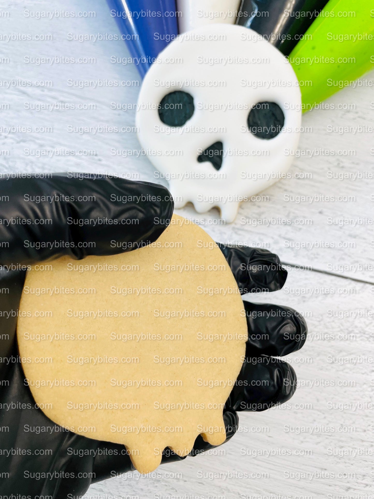 Halloween Cookie Decorating Kit, DIY Cookie Kit, (Large Cookies) ***INCLUDES 24 ITEMS*** With 4 Icing Bags & 3 Deluxe Sprinkle!