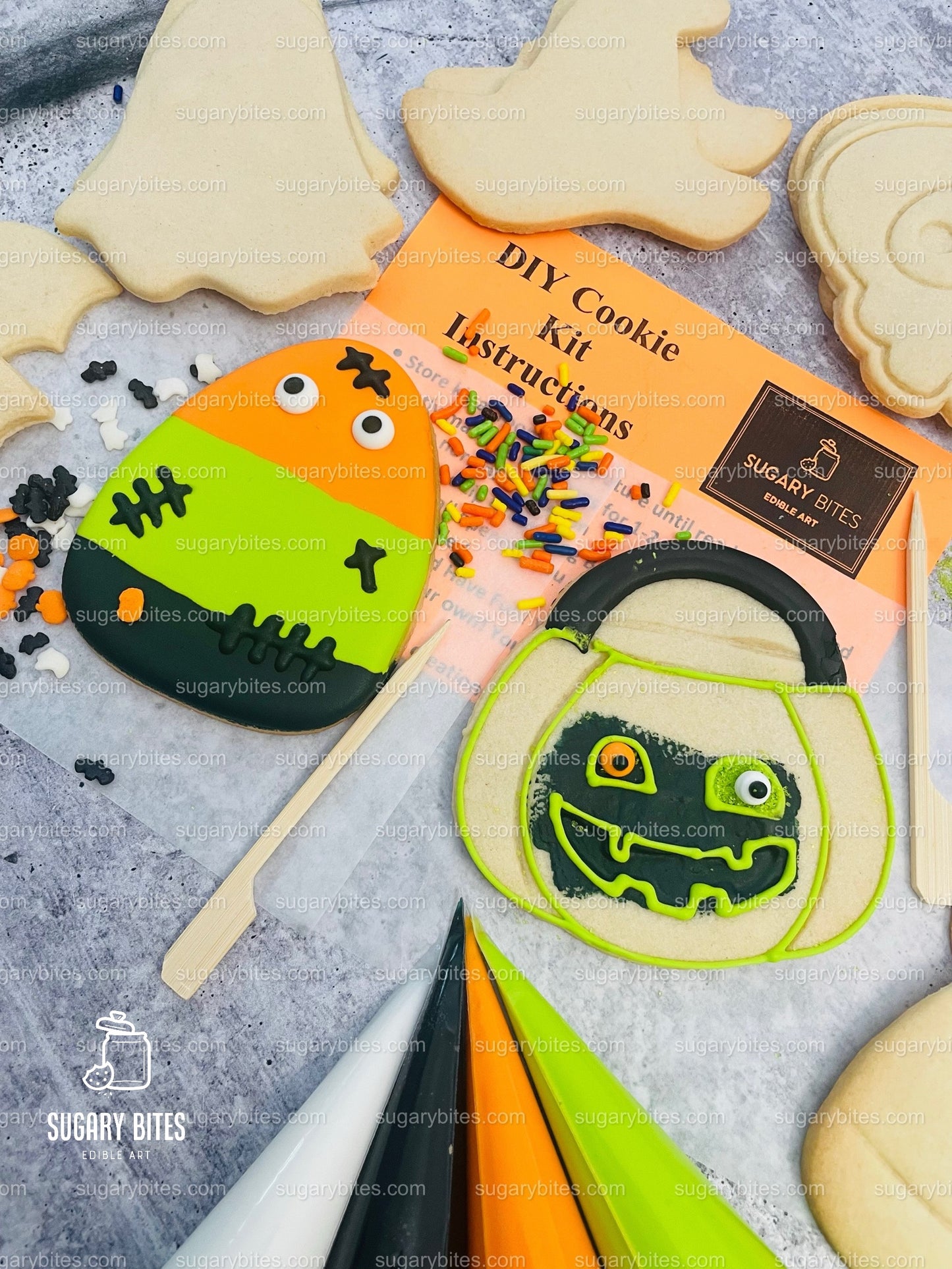 Halloween Cookie Decorating Kit, DIY Cookie Kit, (Large Cookies) ***INCLUDES 24 ITEMS*** With 4 Icing Bags & 3 Deluxe Sprinkle!!