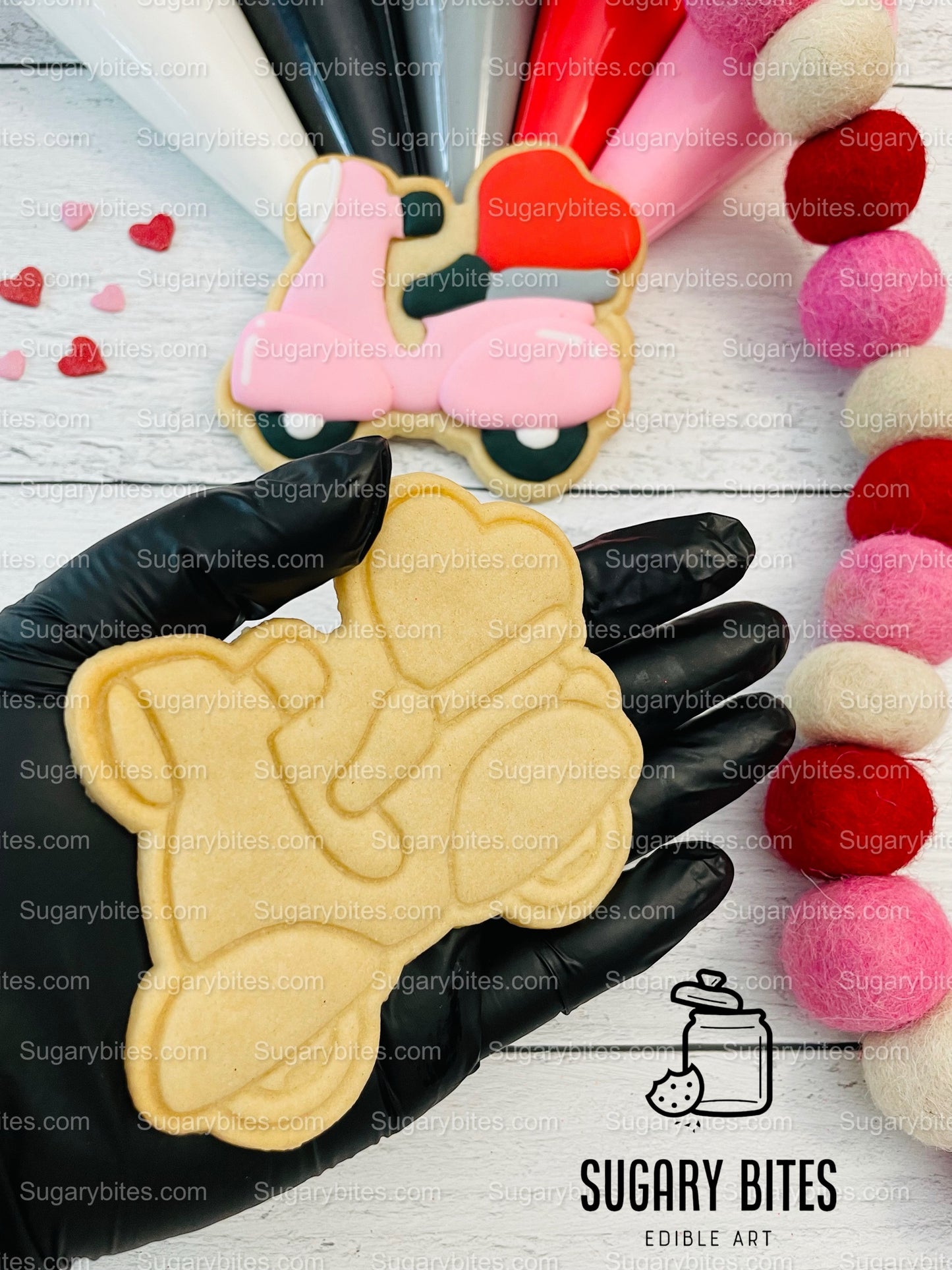 Valentines Cookie Decorating Kit, DIY Cookie Kit, **INCLUDES 25 ITEMS** (Large Cookies), Deluxe Sprinkles Included & 5 Icing Bags!!
