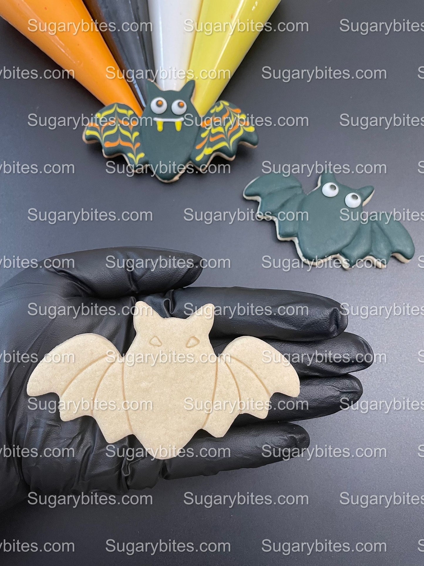 Halloween Cookie Decorating Kit, DIY Cookie Kit, (Large Cookies) ***INCLUDES 24 ITEMS*** With 4 Icing Bags & 3 Deluxe Sprinkle!