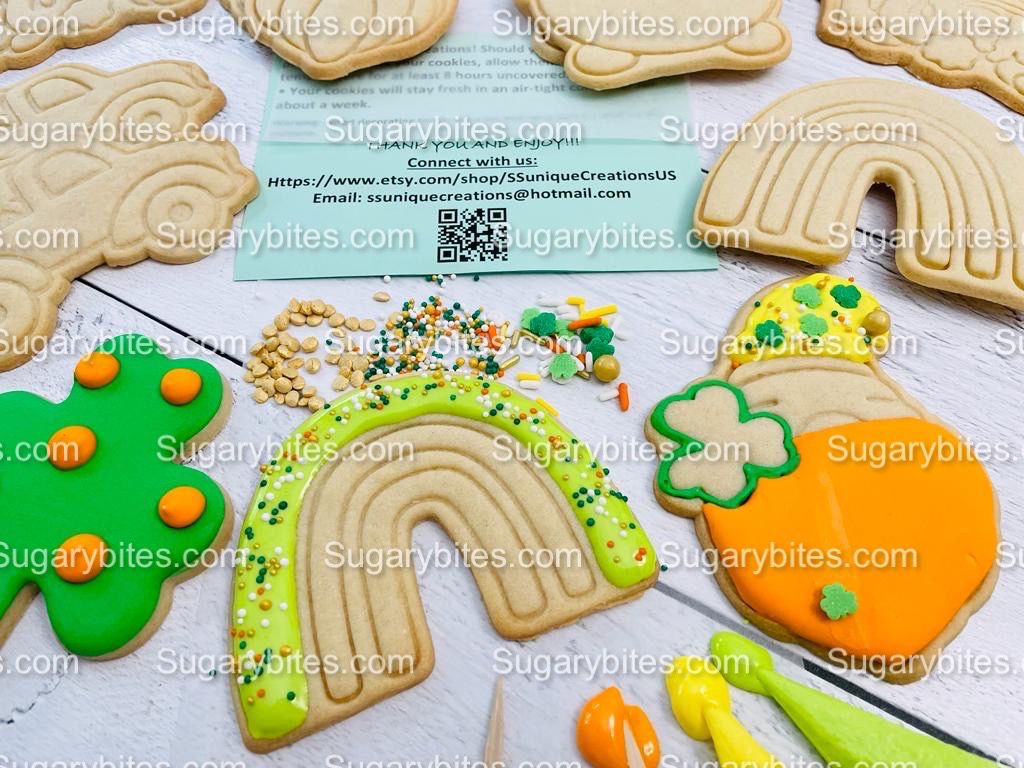 St Patrick’s Day Cookie Decorating Kit, St. Patrick’s Day DIY Cookie Kit, **INCLUDES 24 ITEMS** (Large Cookies), Included Deluxe Sprinkles
