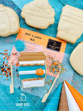 Load image into Gallery viewer, Fall Cookie Decorating Kit, Thanksgiving DIY Cookie Kit, (Large Cookies) ***INCLUDES 24 ITEMS*** With 4 Icing Bags &amp; 3 Deluxe Sprinkle!!
