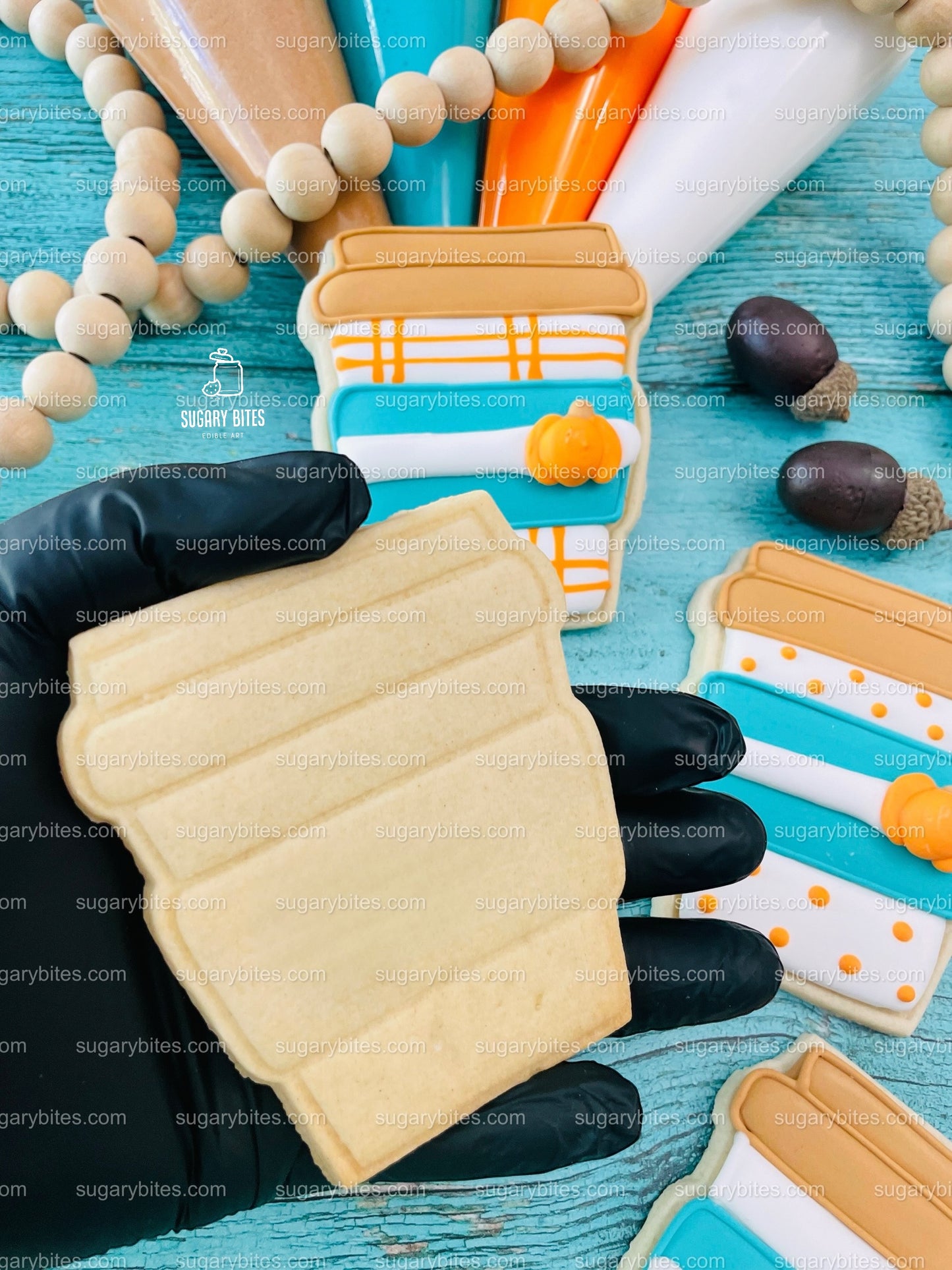 Fall Cookie Decorating Kit, Thanksgiving DIY Cookie Kit, (Large Cookies) ***INCLUDES 24 ITEMS*** With 4 Icing Bags & 3 Deluxe Sprinkle!!