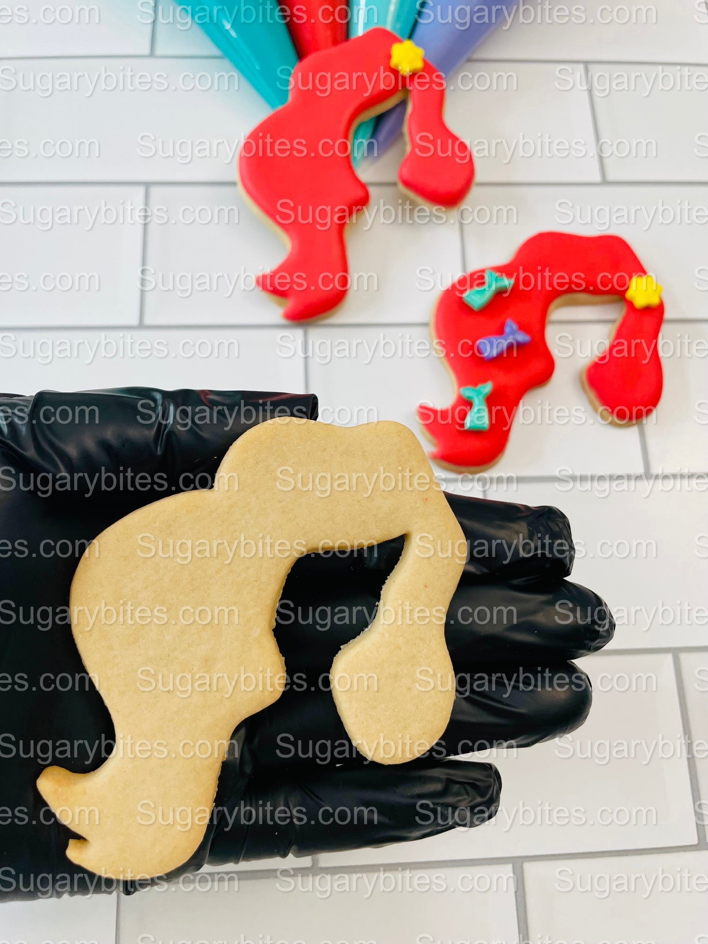 Under the Sea Cookie Decorating Kit, *INCLUDES 25 ITEMS* (Large Cookies) …… with 4 ICING bags and 4 Deluxe Sprinkles!