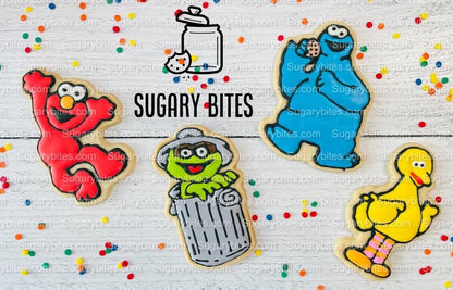 Cookie Decorating Kit, *INCLUDES 27 ITEMS* (Large Cookies) …… with 5 Icing bags and 3 Deluxe Sprinkles!… Plus 2 Bonus Cookies!