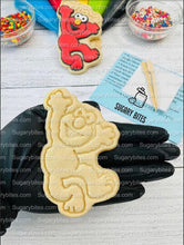 Load image into Gallery viewer, Cookie Decorating Kit, *INCLUDES 27 ITEMS* (Large Cookies) …… with 5 Icing bags and 3 Deluxe Sprinkles!… Plus 2 Bonus Cookies!

