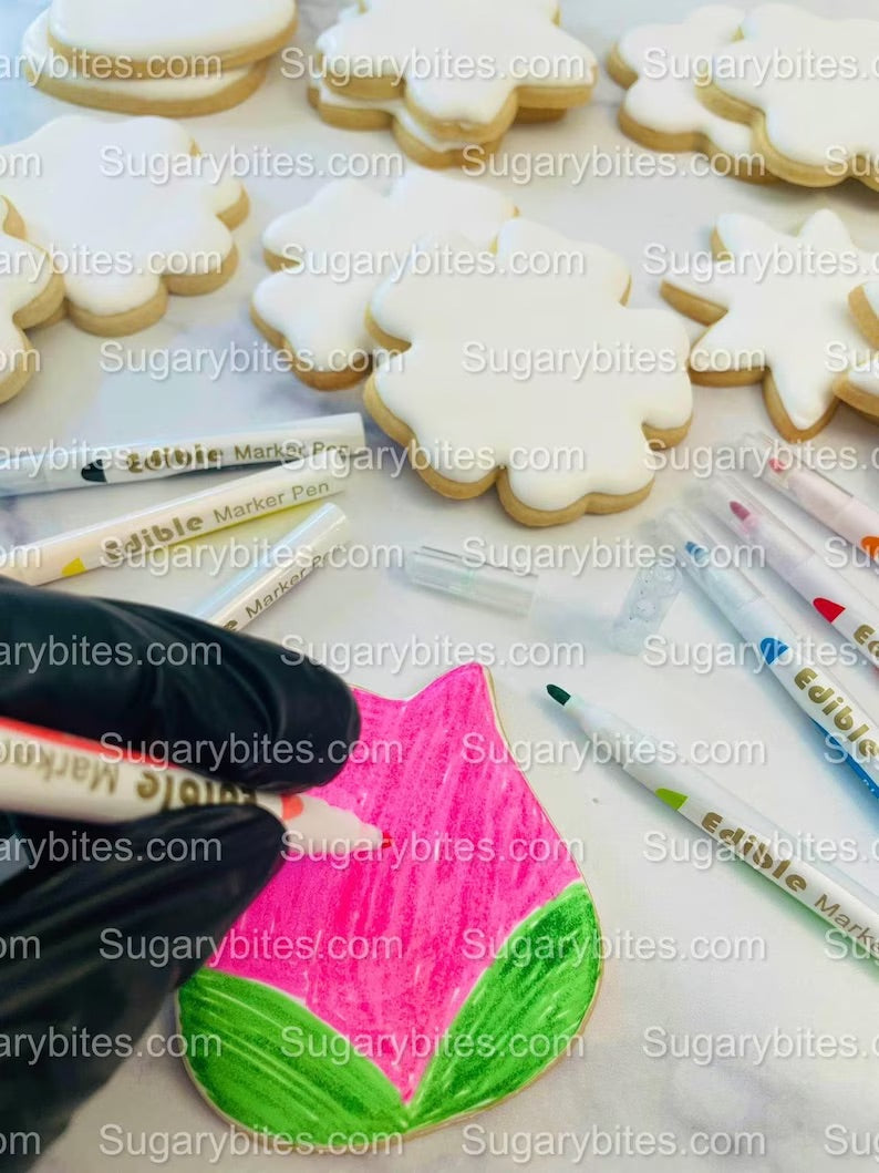 Flower Cookie Coloring Kit with 12 Cookies and 8 Edible Ink Markers, Color your own Flower/Mother’s Day Sugar Cookies Kit!