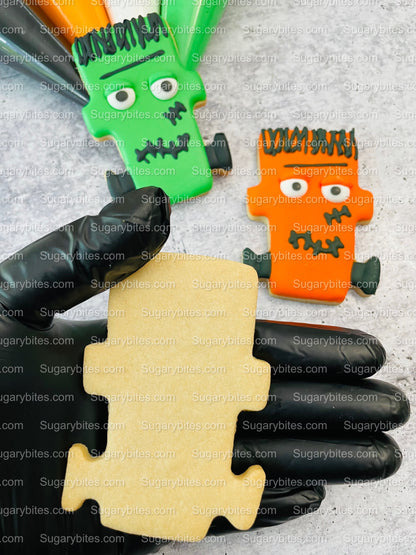 Halloween Cookie Decorating Kit, DIY Cookie Kit, (Large Cookies) ***INCLUDES 24 ITEMS*** With 4 Icing Bags & 3 Deluxe Sprinkle!