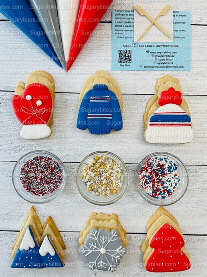 Winter Cookie Decorating Kit, Winter DIY Cookie Kit, (Large Cookies) ***INCLUDES 24 ITEMS*** With 4 Icing Bags & 3 Deluxe Sprinkle!