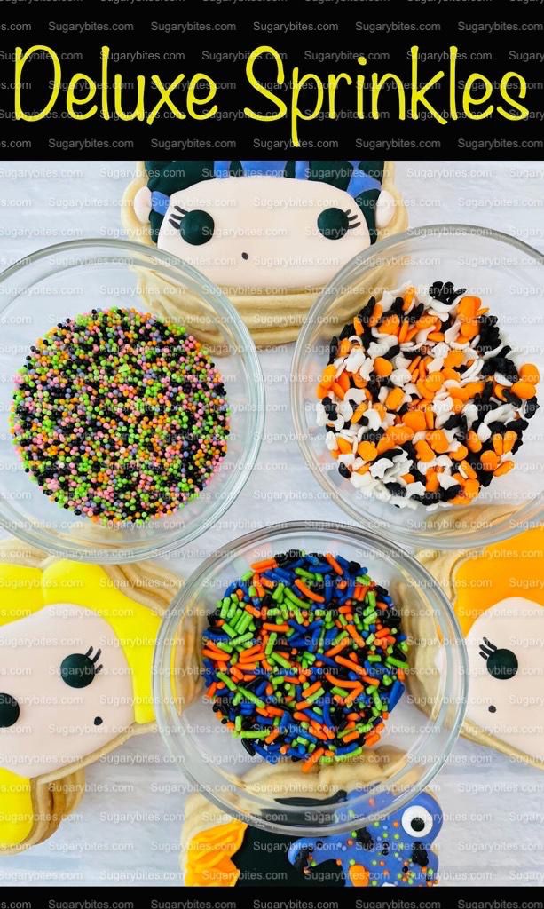 Halloween Cookie Decorating Kit, DIY Cookie Kit, (Large Cookies) ***INCLUDES 24 ITEMS*** With 4 Icing Bags & 3 Deluxe Sprinkle!