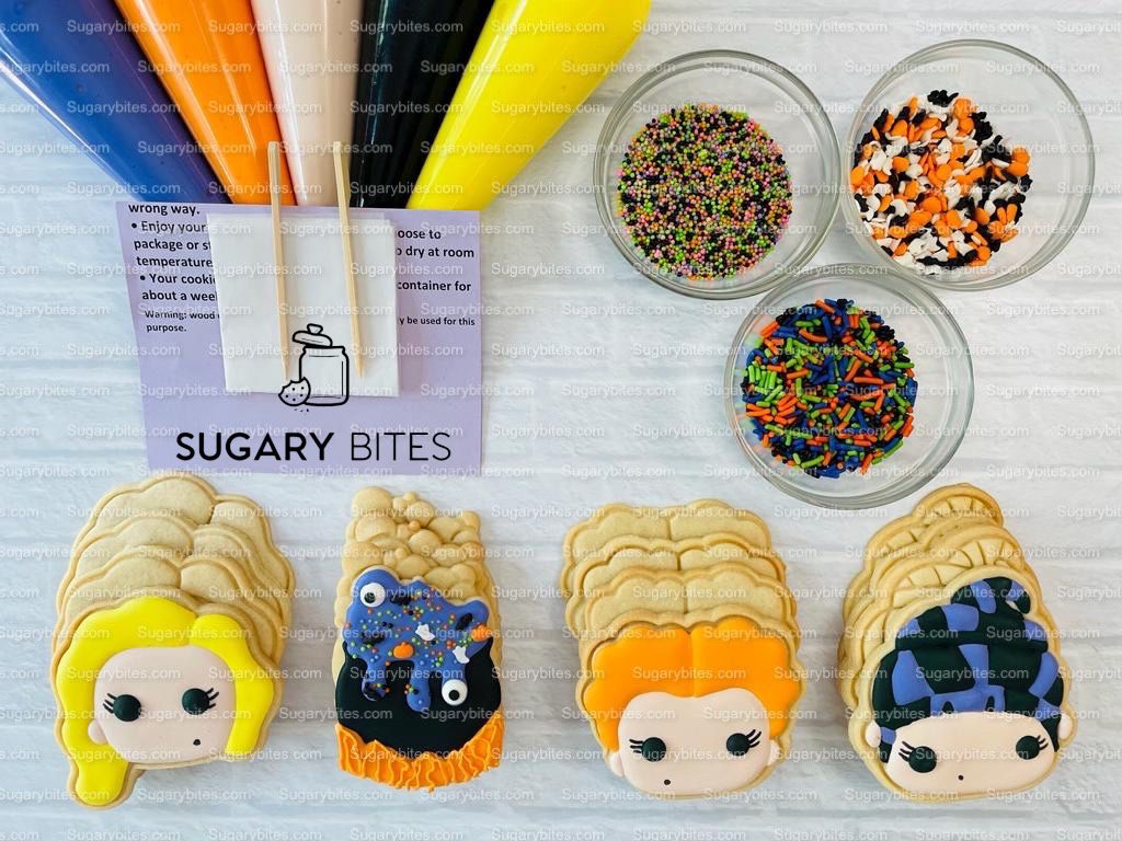 Halloween Cookie Decorating Kit, DIY Cookie Kit, (Large Cookies) ***INCLUDES 24 ITEMS*** With 4 Icing Bags & 3 Deluxe Sprinkle!