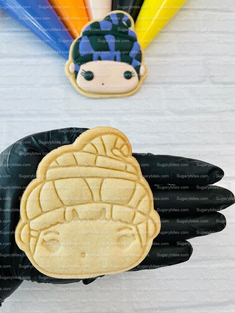 Halloween Cookie Decorating Kit, DIY Cookie Kit, (Large Cookies) ***INCLUDES 24 ITEMS*** With 4 Icing Bags & 3 Deluxe Sprinkle!