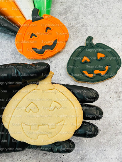 Halloween Cookie Decorating Kit, DIY Cookie Kit, (Large Cookies) ***INCLUDES 24 ITEMS*** With 4 Icing Bags & 3 Deluxe Sprinkle!