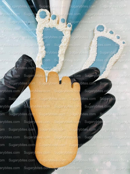 Winter Cookie Decorating Kit, Winter DIY Cookie Kit, (Large Cookies) ***INCLUDES 24 ITEMS*** With 4 Icing Bags & 3 Deluxe Sprinkle!