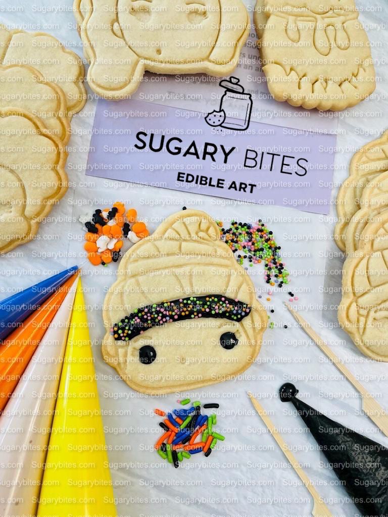 Halloween Cookie Decorating Kit, DIY Cookie Kit, (Large Cookies) ***INCLUDES 24 ITEMS*** With 4 Icing Bags & 3 Deluxe Sprinkle!