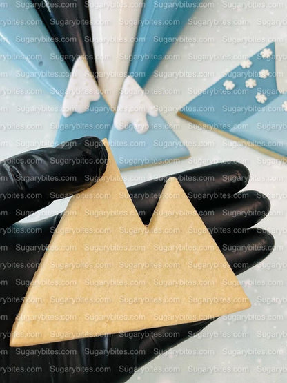 Winter Cookie Decorating Kit, Winter DIY Cookie Kit, (Large Cookies) ***INCLUDES 24 ITEMS*** With 4 Icing Bags & 3 Deluxe Sprinkle!